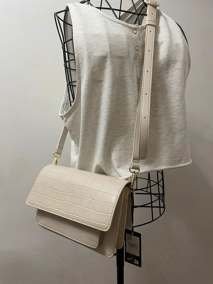 Valeur neuve 75€ sac à bandoulière galerie lafayette effet croco - photo numéro 11