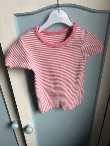 Tee shirt manches courtes rose à rayures , 6-9mois
