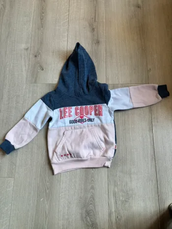 Sweat Lee Cooper