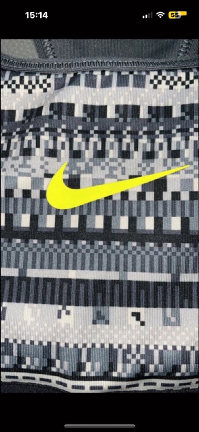 Brassière Nike XS - photo numéro 2