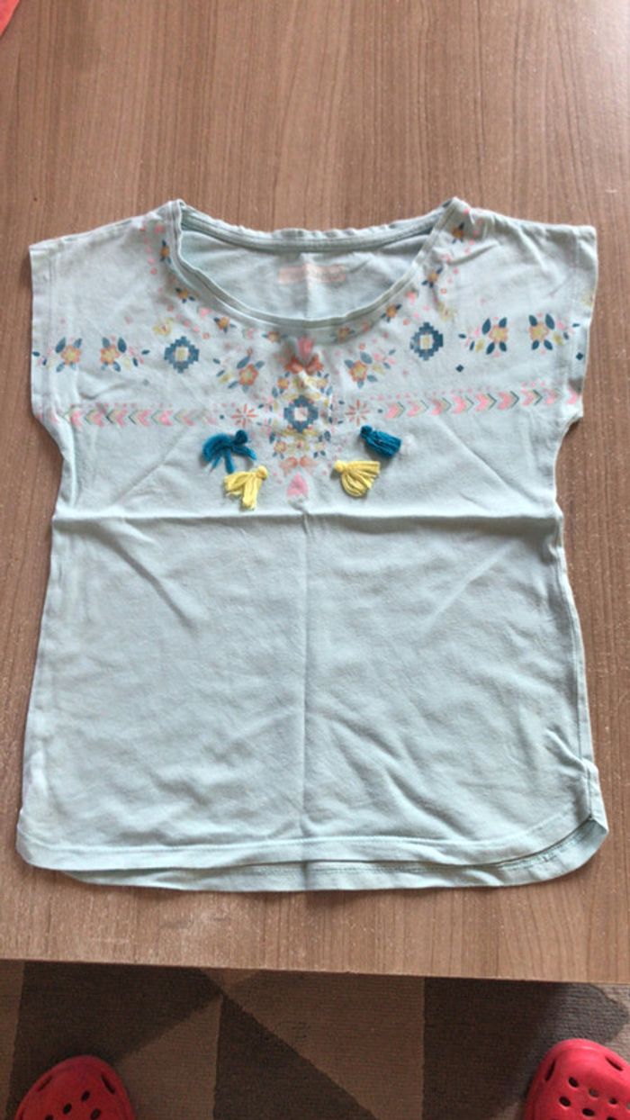 Tee shirt
