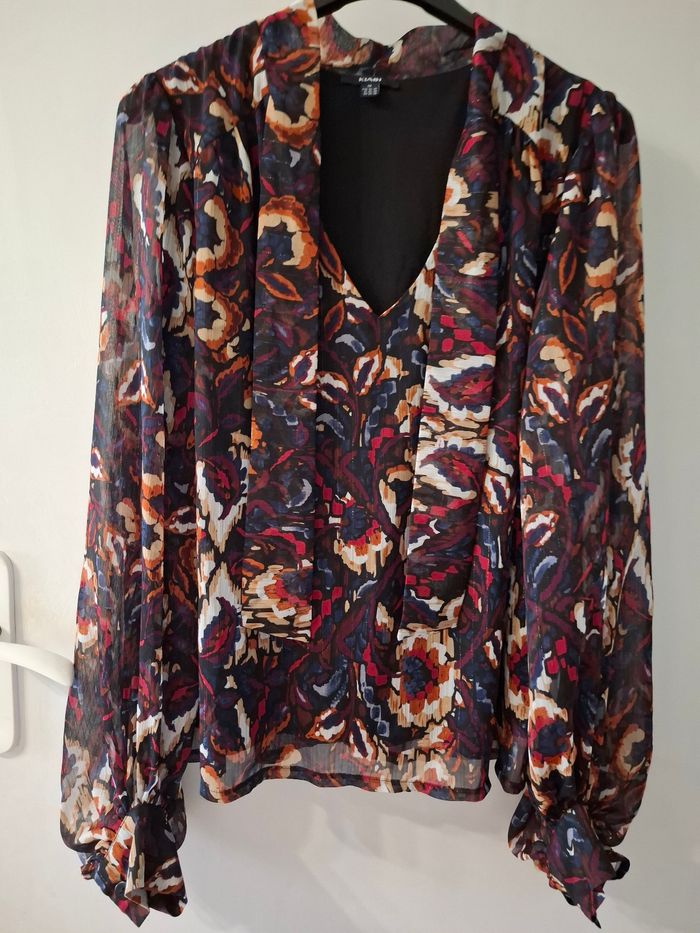 Blouse chemise kiabi taille 38 en très bon état - photo numéro 2