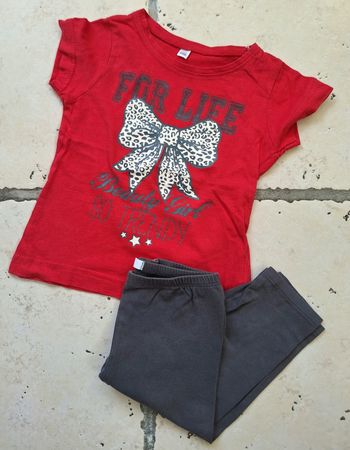 T-shirt rouge et corsaire été fille - 4 ans