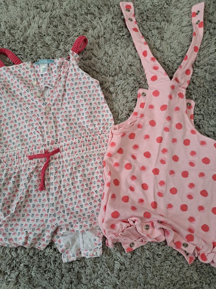 Lot de 2 combishort bébé fille 12 mois