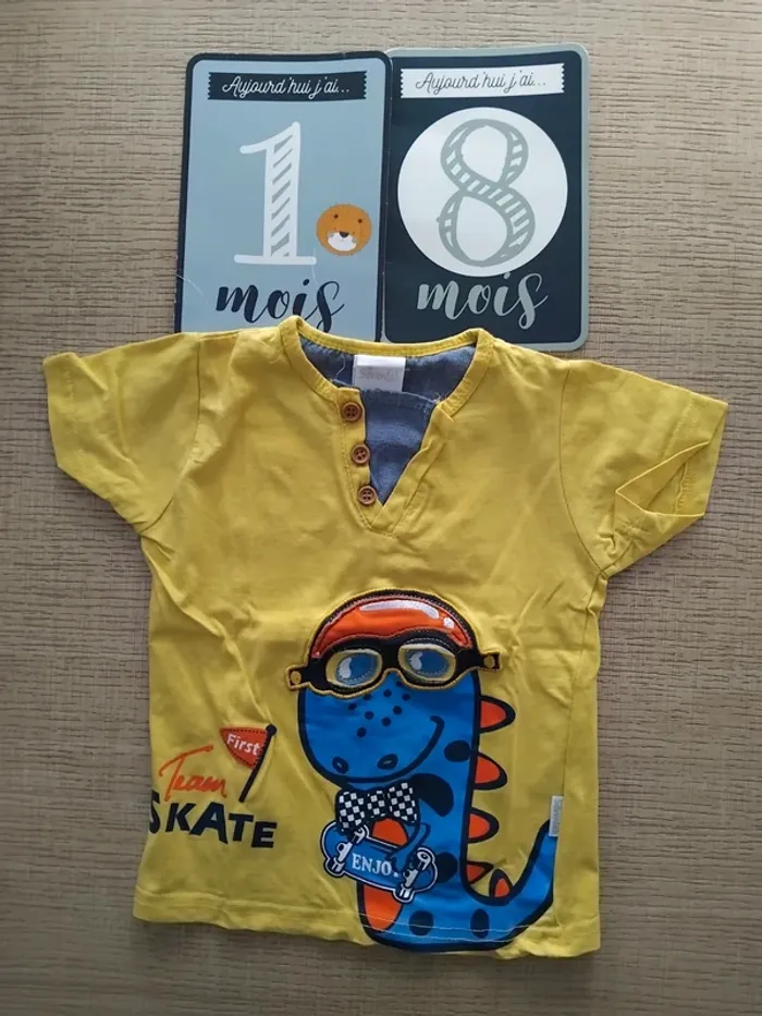 Tee shirt 18 mois / 86 cm