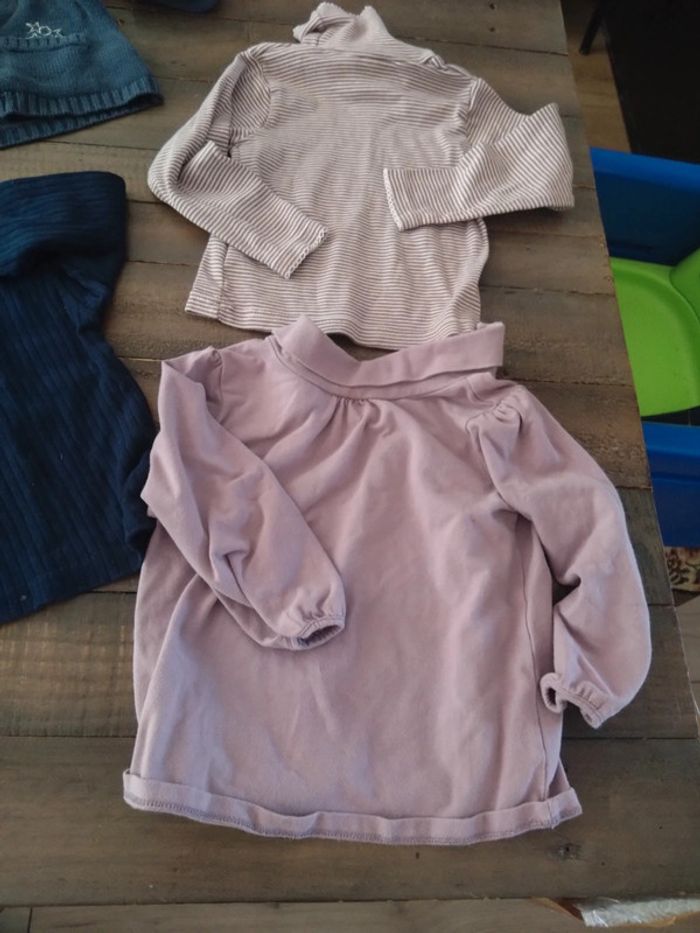 Ensemble gilet , sous pull t 2 ans - photo numéro 4