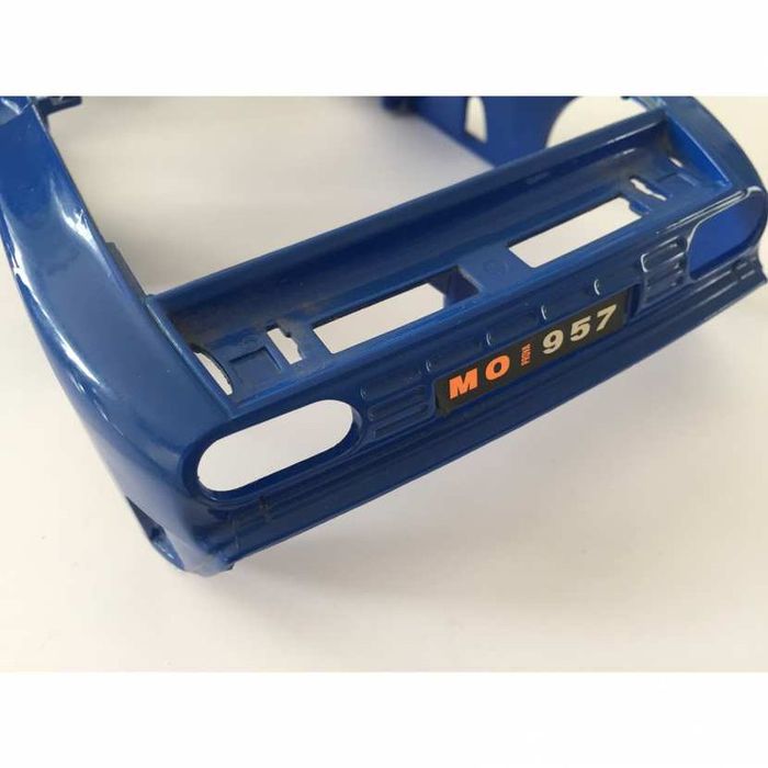 Carcasse 2 coque burago pièce détachée miniature bugatti EB110 1991 1/18 1/18e - photo numéro 5