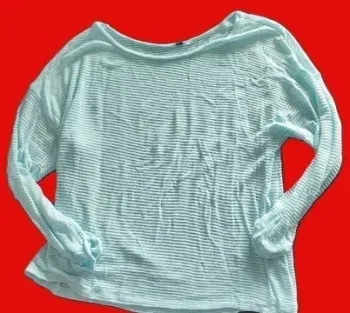 Haut léger femme – Taille M / 38 – Très bon état