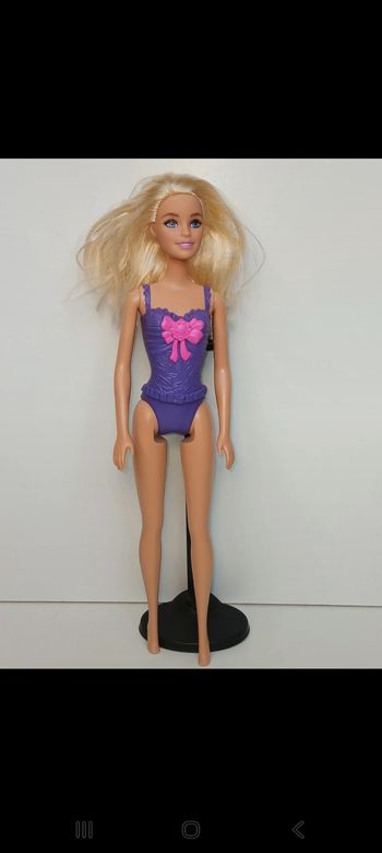 Poupée mattel barbie maillot mauve tête 2013 corp 2015 dmm06
Poupée et ensemble compris 
Socle non inclus Poupée mattel barbie maillot mauve tête 2013 corp 2015 dmm06
Poupée et ensemble compris 
Socle non inclus