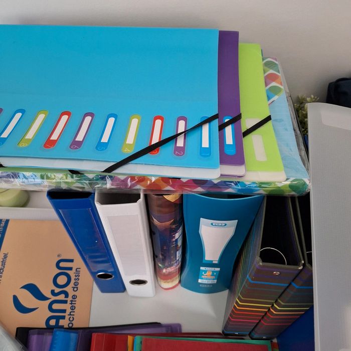 Fournitures scolaires - photo numéro 4