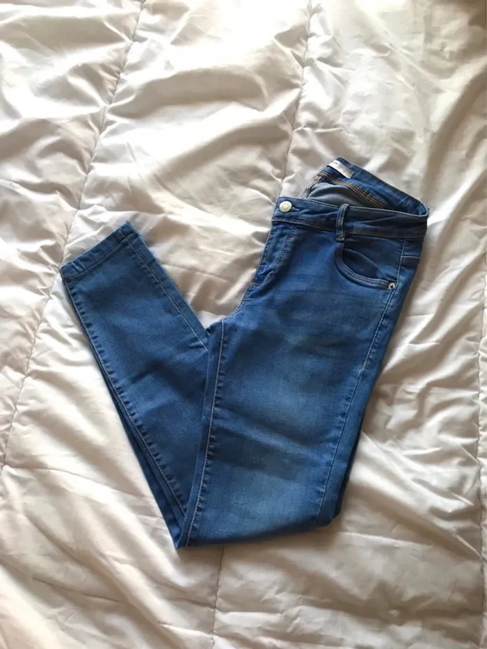 Jean skinny Zara Trafaluc taille 34