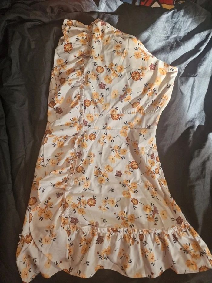 Robe taille L - photo numéro 2