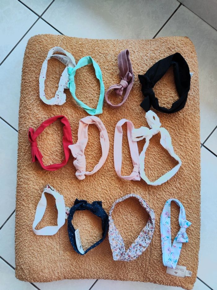 Lot de 12 bandeaux bébé Taille 12-18-24 mois