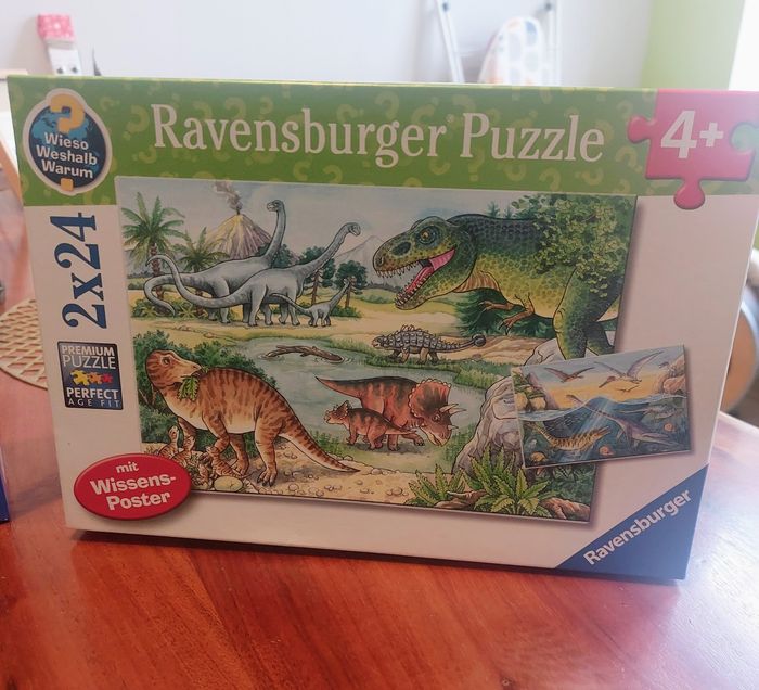 Puzzles 24 pièces "Dinosaures" et "Le monde de Némo" - photo numéro 3