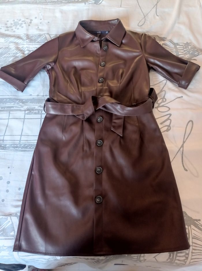 Robe - photo numéro 3