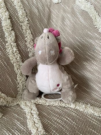 Peluche doudou musical 18cm noukies dragon gris et violet très bon état