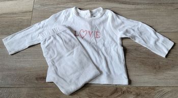 Pyjama velours taille 36 mois