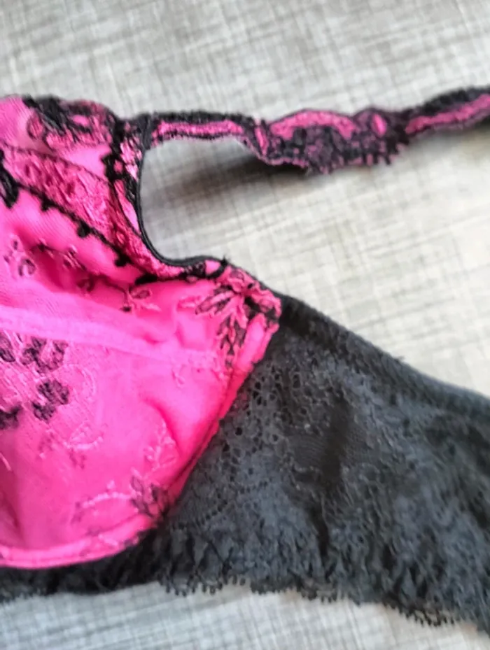 Soutien gorge - photo numéro 2
