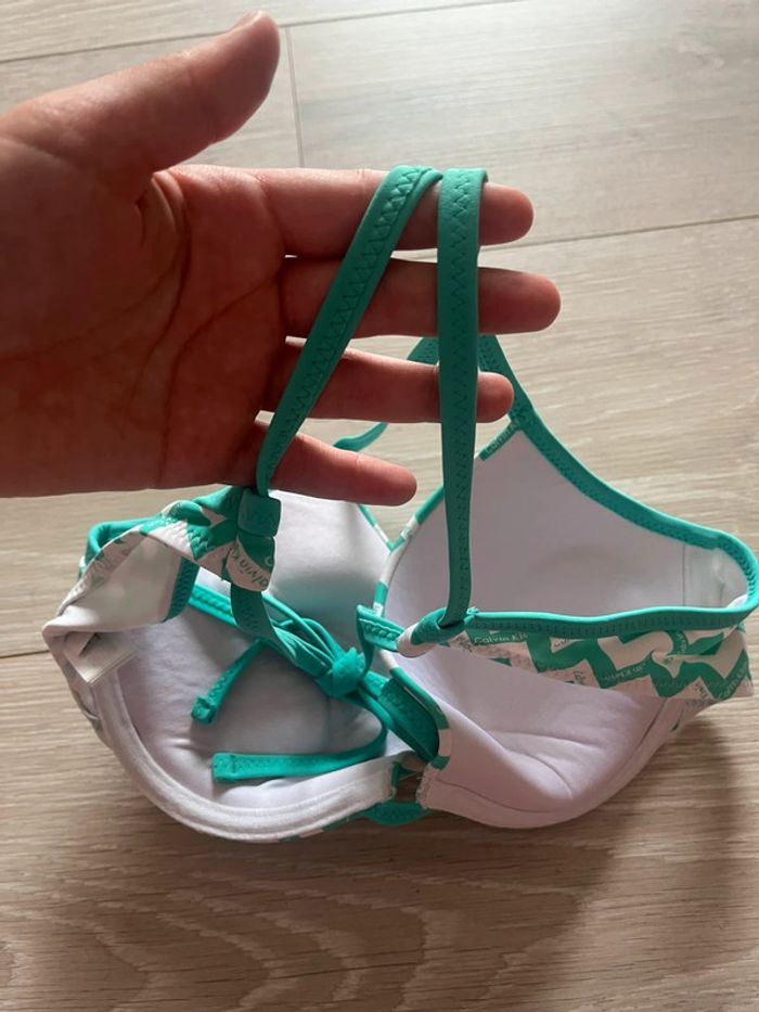 Haut de maillot de bain vert et blanc - photo numéro 2
