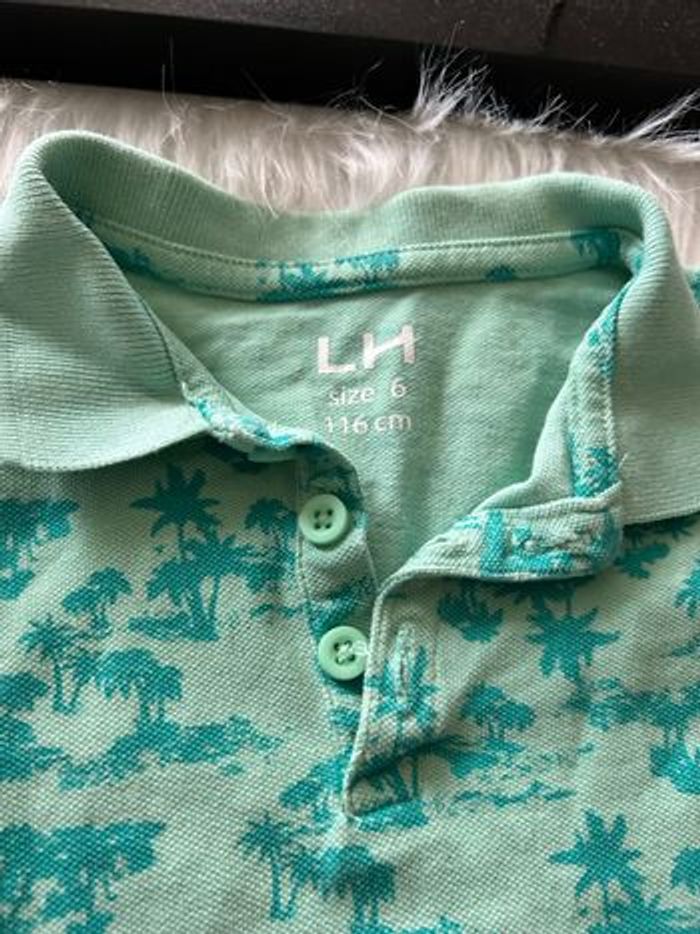 Très beau polo manches courtes 🥰 la halle taille 6 ans - photo numéro 2