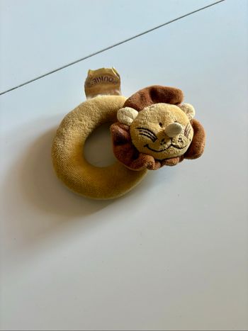 Peluche hochet lion marron