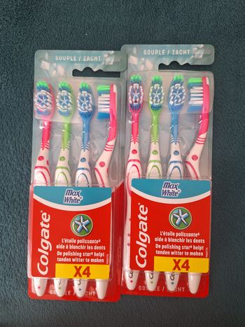 Brosse à dent colgate Max white lot de 8 neuve