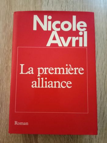 Nicole Avril 🪅 La première alliance