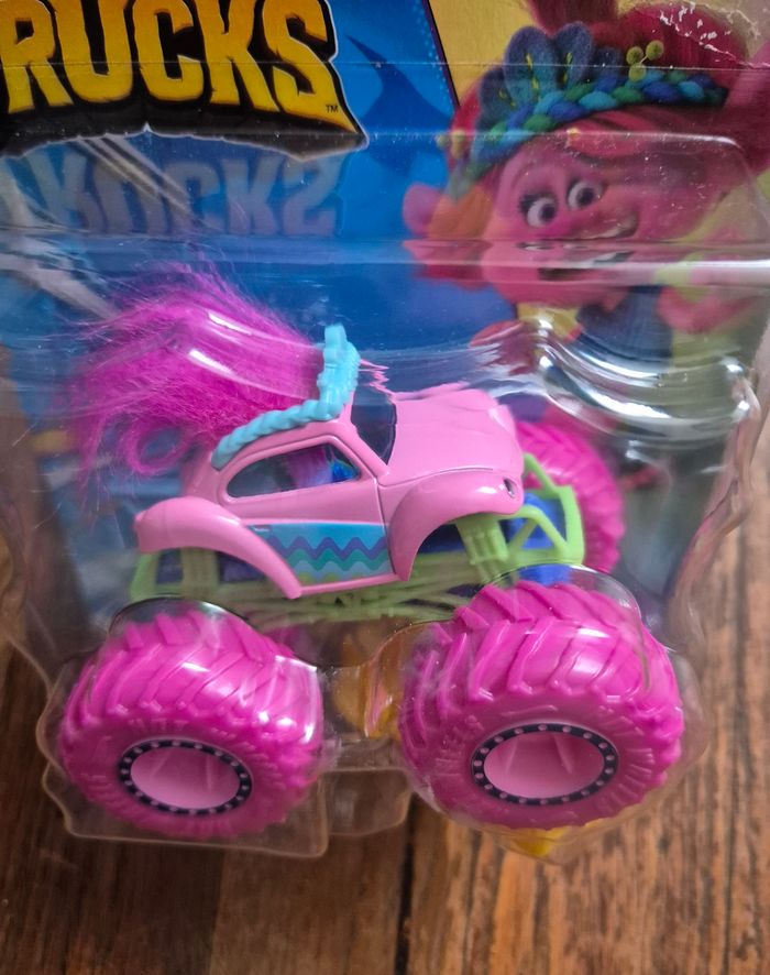 Monster trucks hotwheels poppy les trolls  FYJ44 1/64 Neuf emballé - photo numéro 2