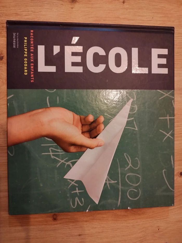 L'école racontée aux enfants