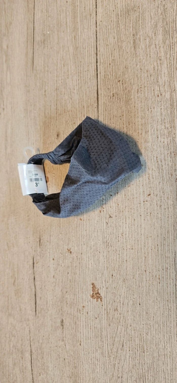 Bandeau gris foncé à pois, Kiabi, 3 à 6 mois, neuf avec étiquette