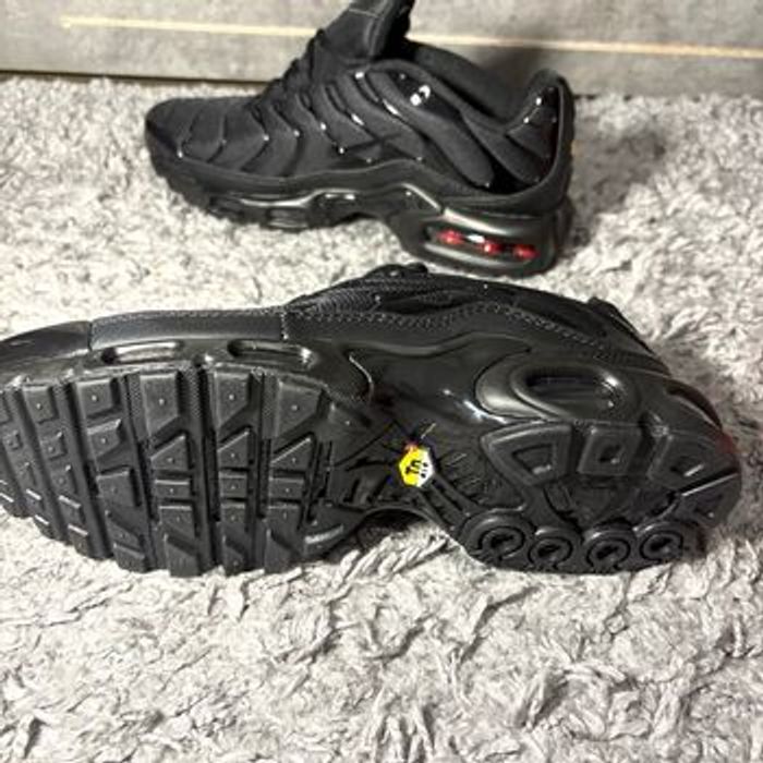 Baskets Tn - photo numéro 3