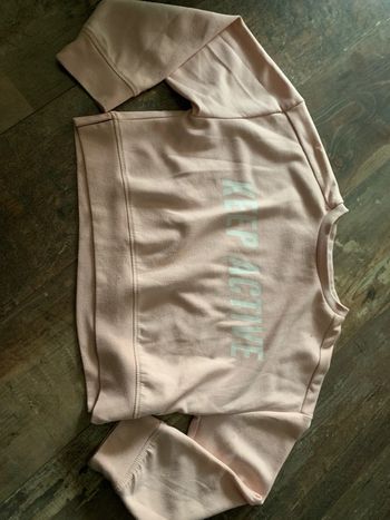 Pull court rose pale