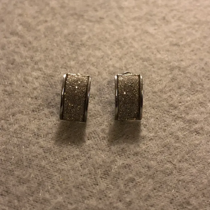 Boucle d’oreilles argentée - photo numéro 2