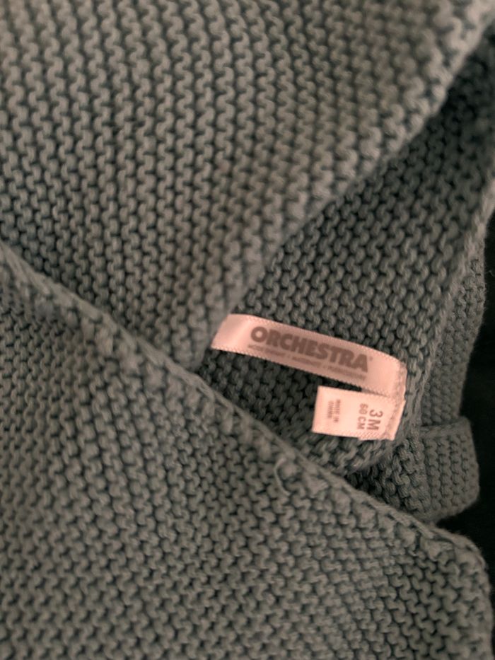 Lot 3 pull (2 caches coeur ) en 3 mois - photo numéro 3