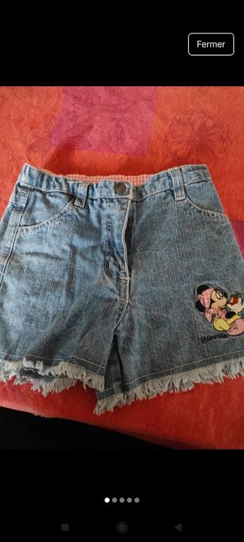 Très beau short jeans e53