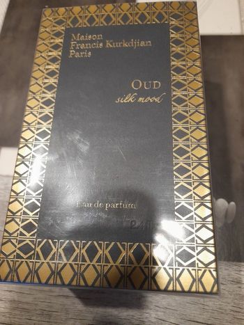 Oud silk mood