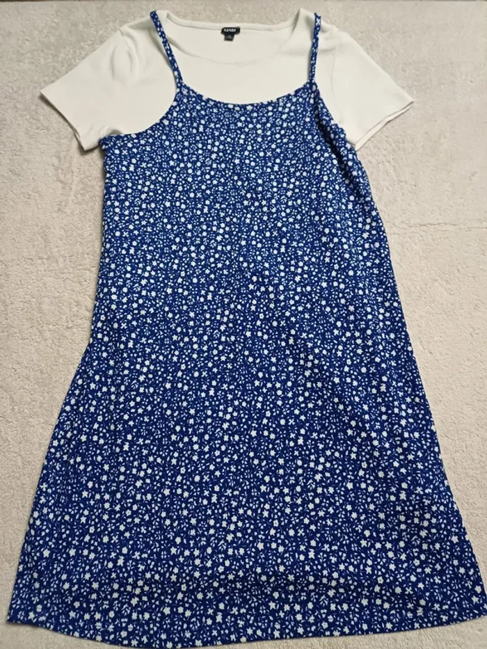 Robe avec tee-shirt 2en1 Kiabi 12 ans (réf perso G-N19)(familleac72)
