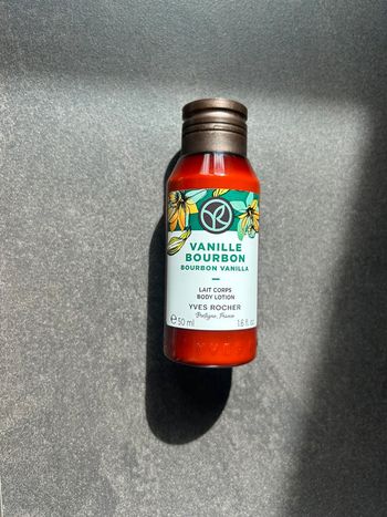 Lait pour le corps Vanille bourbon Yves rocher Neuf