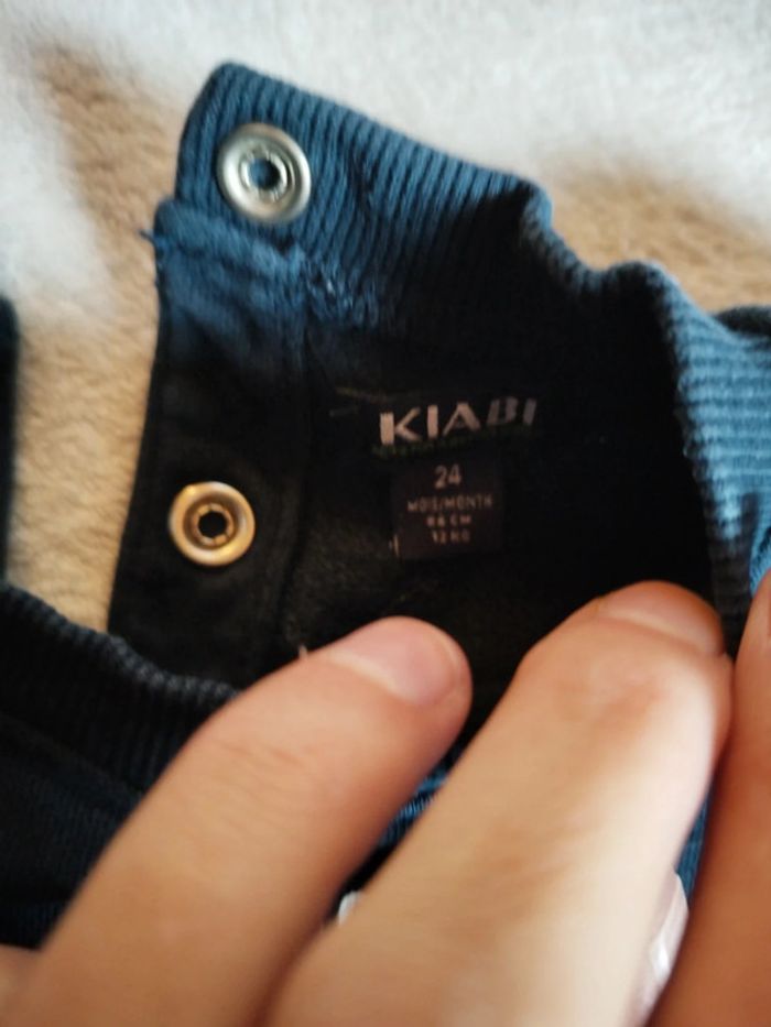 Sweat léger Kiabi taille 2 ans - photo numéro 2