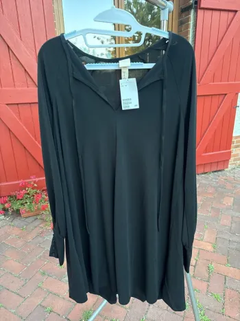 Très jolie robe h&m neuve avec étiquette taille overzixe