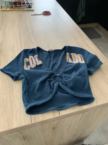 Teeshirt court
