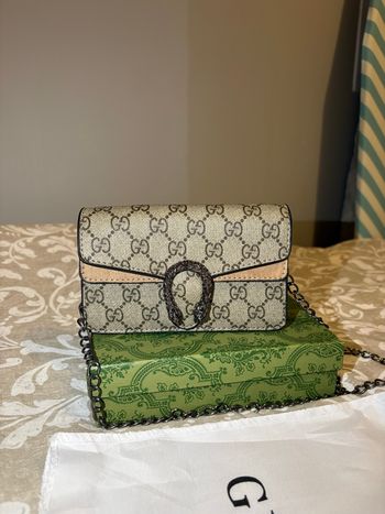 Sac Gucci femme neuf dans son emballage
