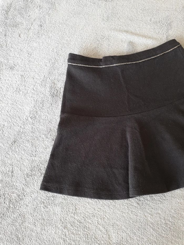 Jupe noir 10 ans - photo numéro 2