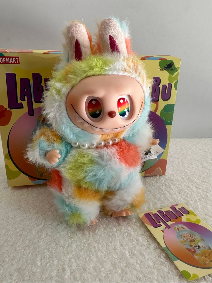 Labubu multicolore boîte non ouverte - photo numéro 2