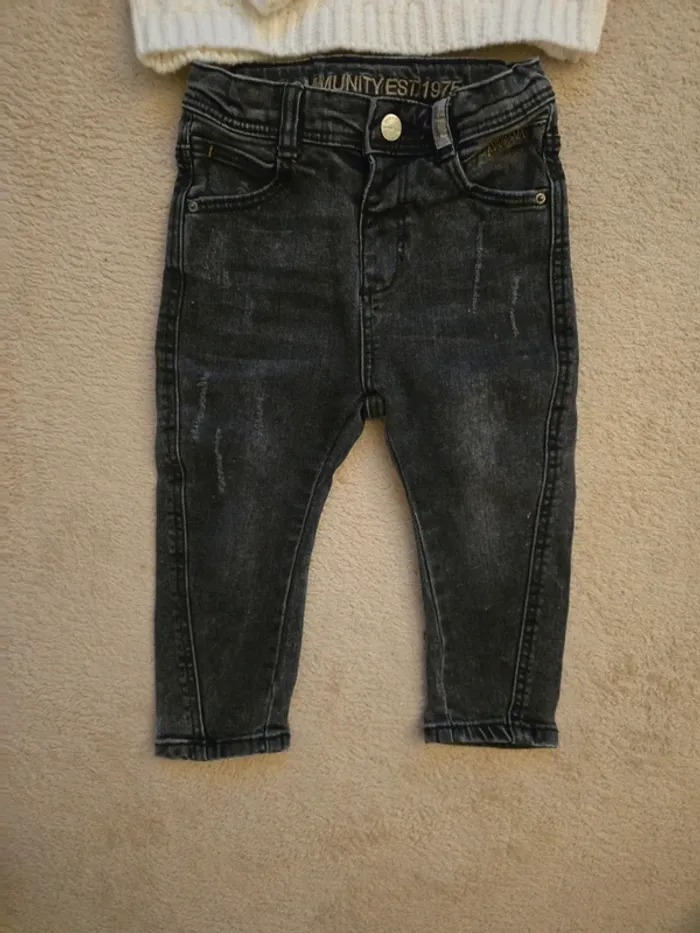 92 cm lot jean slim effet delave et pull torsadé - photo numéro 3