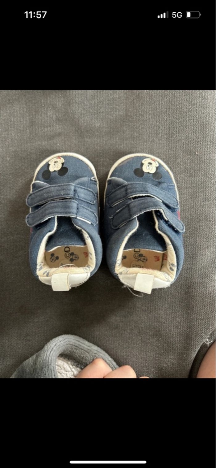 Chaussure bébé Mickey - photo numéro 3