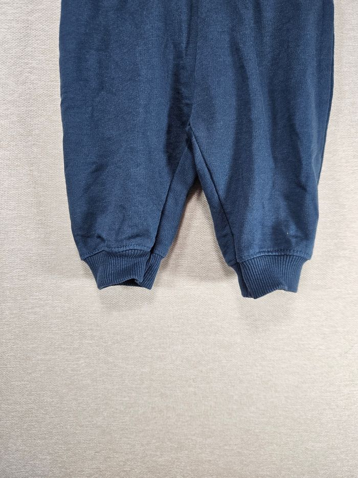 Jogging marine tex 3 mois - photo numéro 2