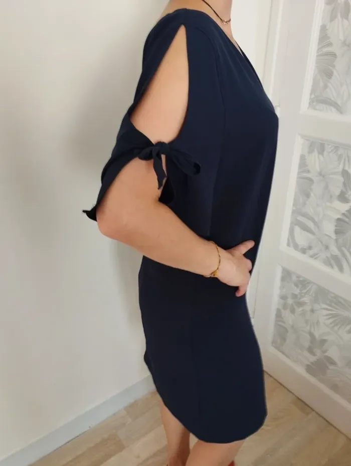 Robe bleu marine - photo numéro 2