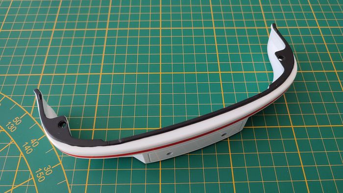 Pare-chocs avant 74A n°74 pièce détachée Porsche 911 Carrera RS 2.7 1/8 1/8ème Altaya #B37