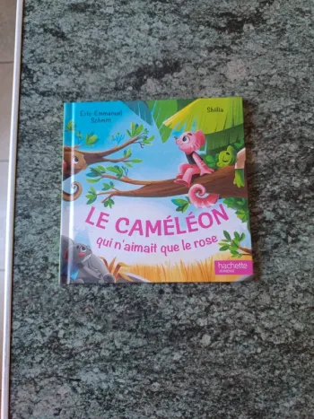Le caméléon qui n'aimait pas le rose
